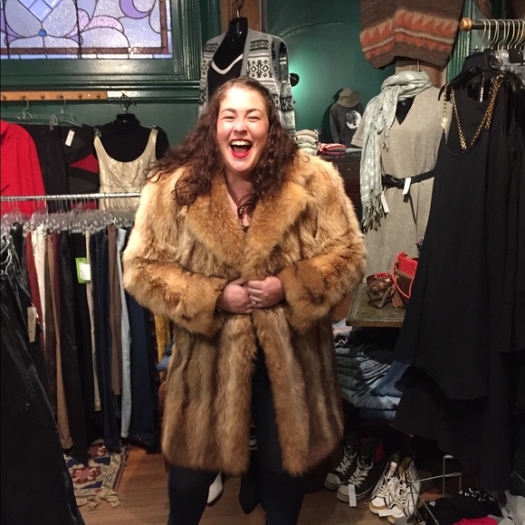 Meet your Posher, Catherine - Picture 1 of 1